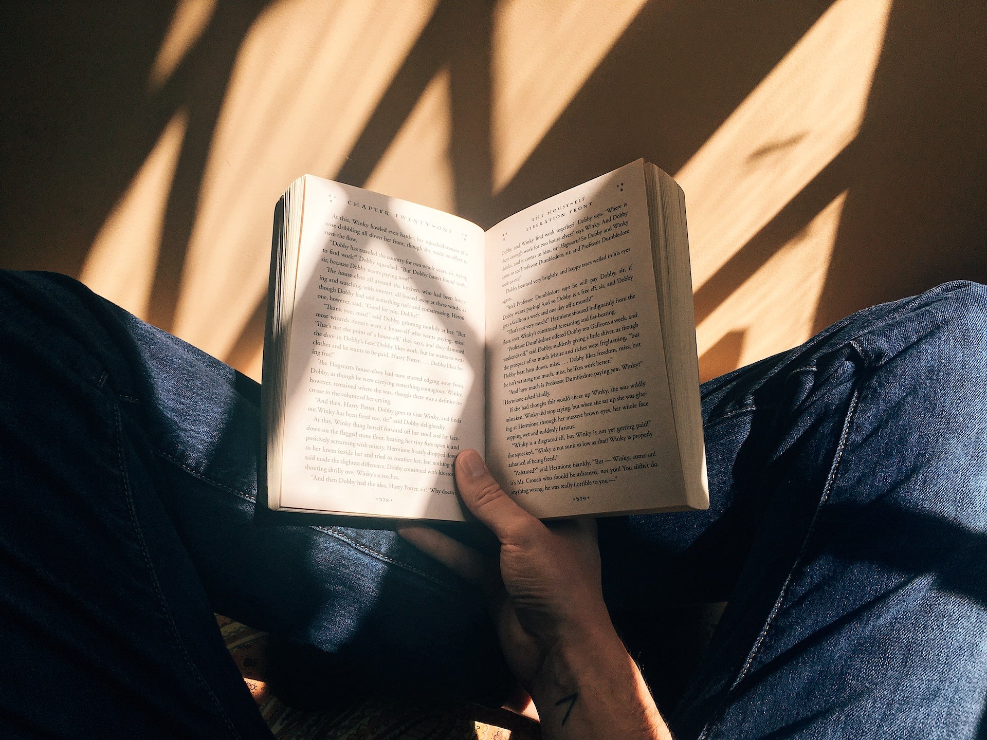 Autumn Reading List: 10 Books on Mindfulness and Well-Being Everyone Should Read