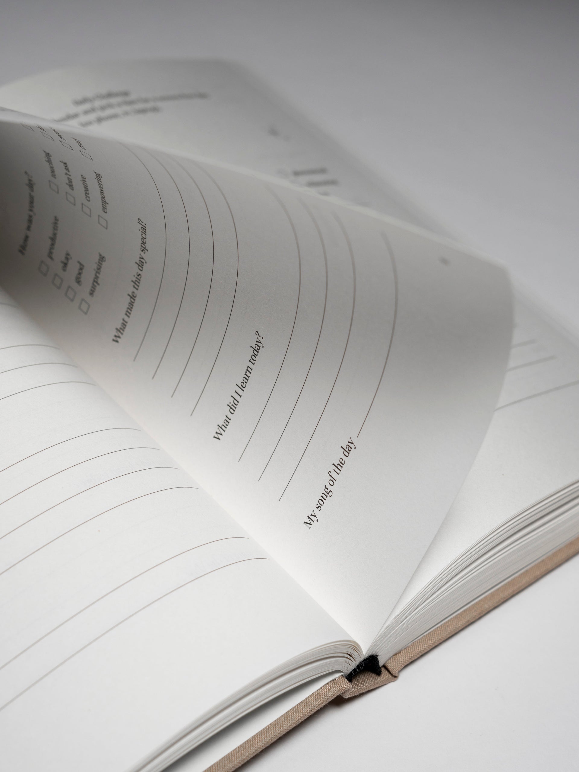 Guided journal vs blank journal: which will you finish?